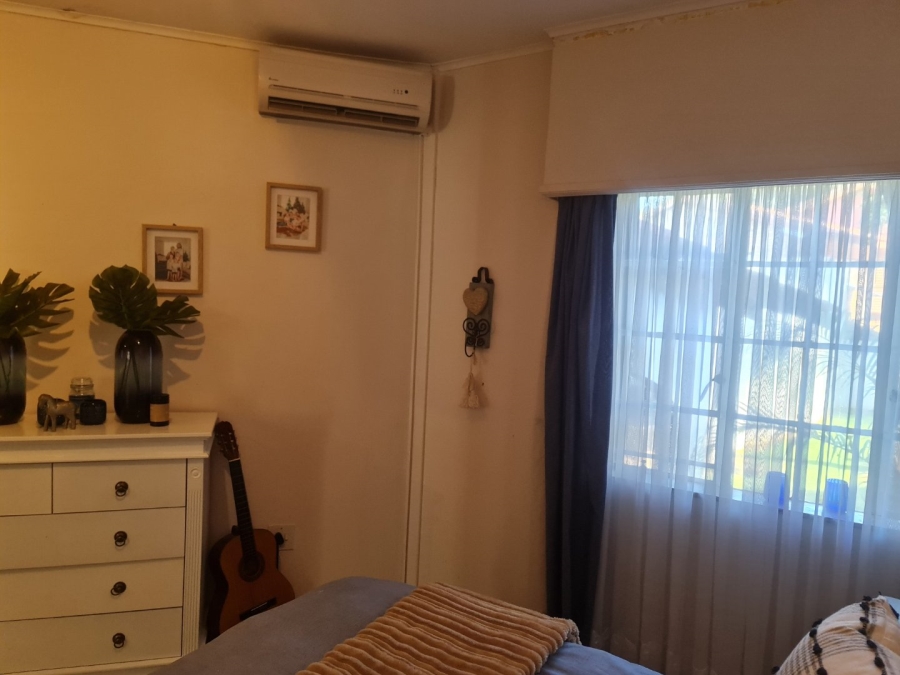 4 Bedroom Property for Sale in Safari Gardens North West